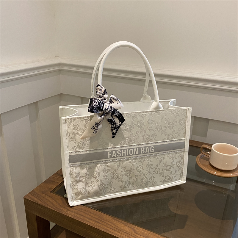 Luxury Bag Collection - Borsa Tote Elegante di Lusso per