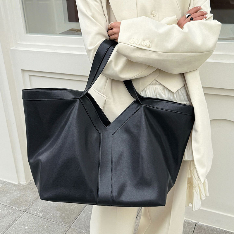 Borse Donna in Vera Pelle di L - Luxury Bag Collection recensione e prezzo