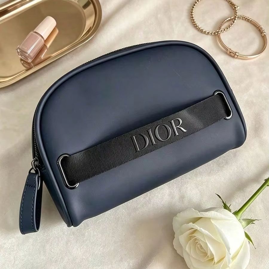 Borsa Cosmetica Dior Blu Navy  - Luxury Bags Dior recensione e prezzo