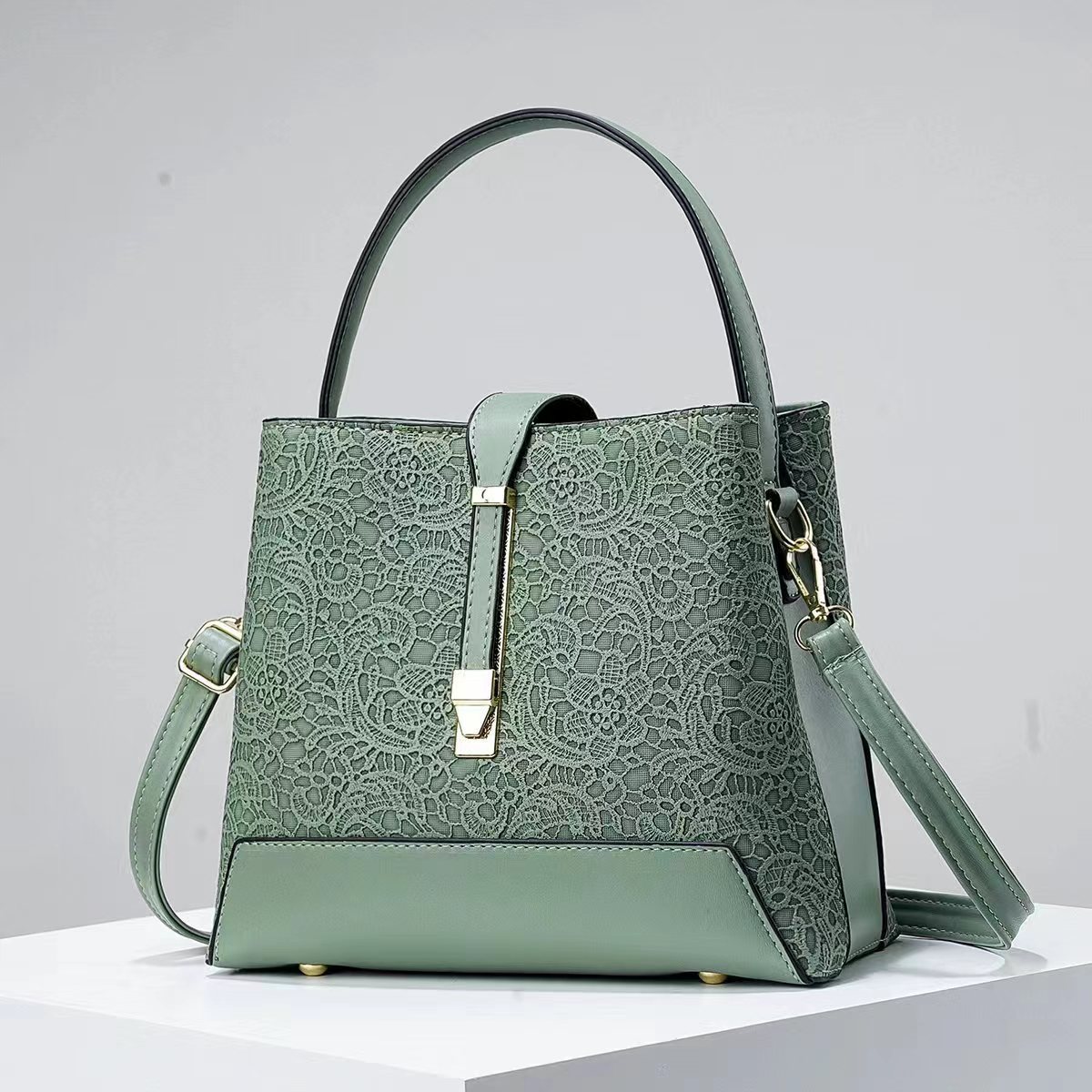 Nuova borsa tote di lusso in p - Luxury Bag Collection recensione e prezzo
