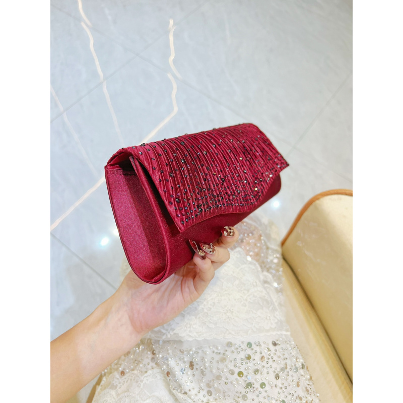Nuova pochette da sera di luss - Luxury Bag Collection recensione e prezzo