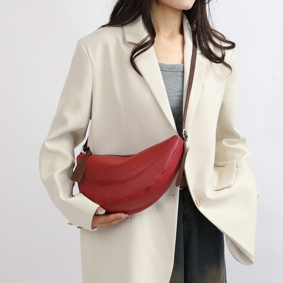 Borsa a Mezzaluna in Vera Pell - Luxury Bags Kate Spade recensione e prezzo