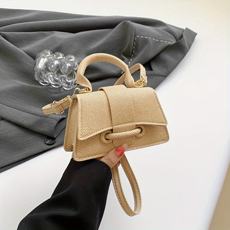 Borsa a mano mini intrecciata  - Structured Handbag Top Handle recensione e prezzo