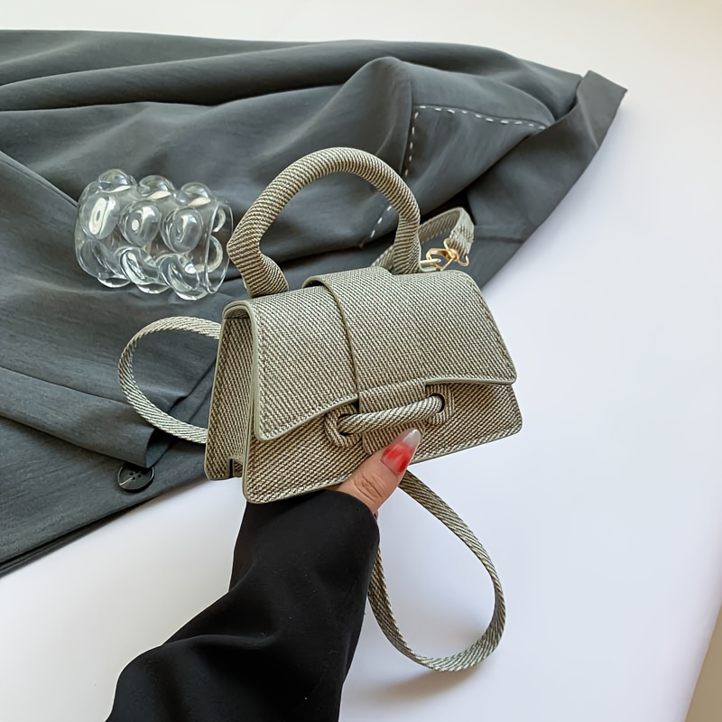 Borsa a mano mini intrecciata  - Structured Handbag Top Handle recensione e prezzo