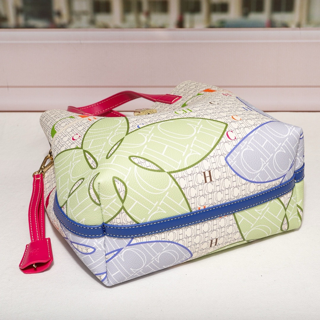 Borsa a Secchiello Stampata di - Luxury Bags Edit recensione e prezzo